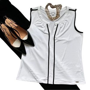 Calvin Klein Women’s Medium Sleeveless Top